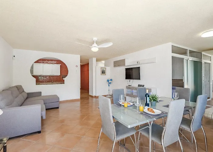 Lovely In カジャオ・サルバヘ