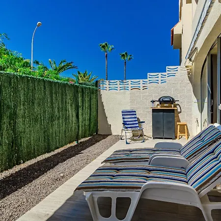 Lovely In Callao Salvaje