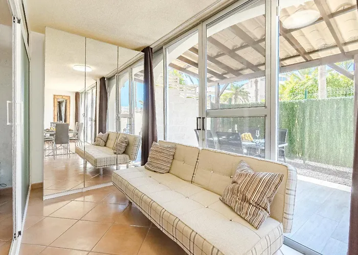 Lovely In Lejlighed *